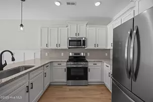 4301 Laurel Rdg Dr, Greenville, NC 27834 - Photo 6