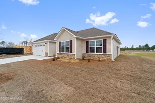 104 Sanctuary St, Jacksonville, NC 28546 - Photo 2