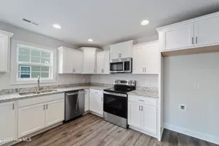104 Sanctuary St, Jacksonville, NC 28546 - Photo 12