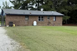 6050 Bottoms Dairy Rd, Elm City, NC 27822 - Photo 10