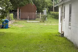 305 N 15th St, Morehead City, NC 28557 - Photo 2