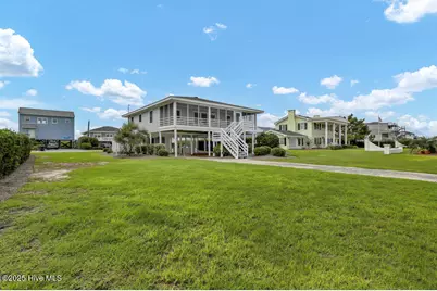 1040 Ocean Boulevard, Topsail Beach, NC 28445 - Photo 4