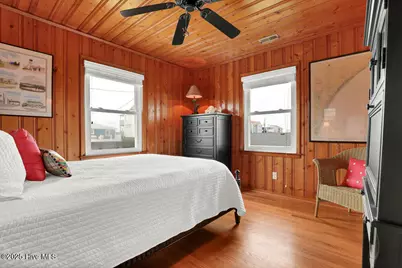 1040 Ocean Boulevard, Topsail Beach, NC 28445 - Photo 24