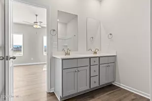 510 Bellefonte Ct, Richlands, NC 28574 - Photo 28