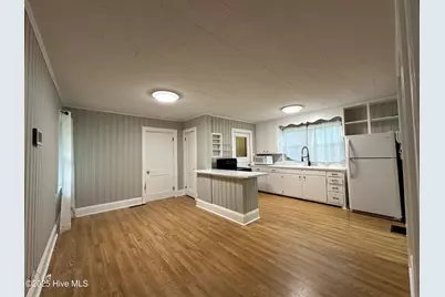 212 Richmond Avenue, Hamlet, NC 28345 - Photo 18