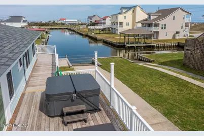 304 Marina Way, North Topsail Beach, NC 28460 - Photo 16