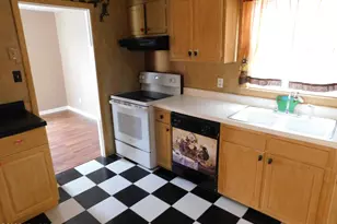 1010 W Scotsdale Rd, Laurinburg, NC 28352 - Photo 10