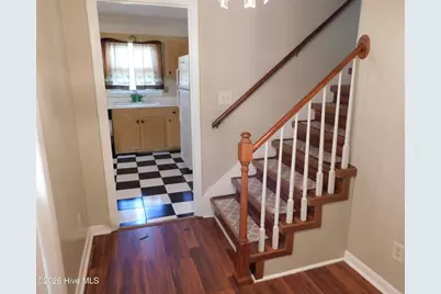 1010 W Scotsdale Road, Laurinburg, NC 28352 - Photo 2