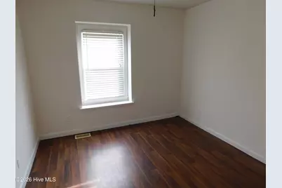 1010 W Scotsdale Road, Laurinburg, NC 28352 - Photo 24