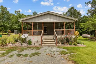 323 McCrimmon Rd, Carthage, NC 28327 - Photo 4