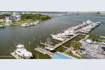 108 Old Causeway Road #Slip 80, Morehead City, NC 28557 - Photo 8