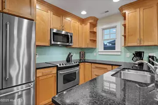 821 Schloss St, Wrightsville Beach, NC 28480 - Photo 28