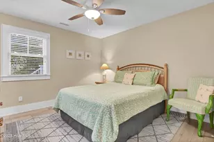 821 Schloss St, Wrightsville Beach, NC 28480 - Photo 10