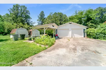 811 Queens Street NW, Lenoir, NC 28645 - Photo 18