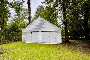 306 Wilson Ave, Kinston, NC 28501 - Photo 8