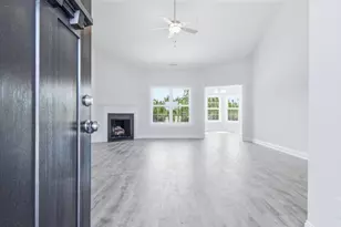 223 Windsor Run Blvd, Jacksonville, NC 28546 - Photo 4