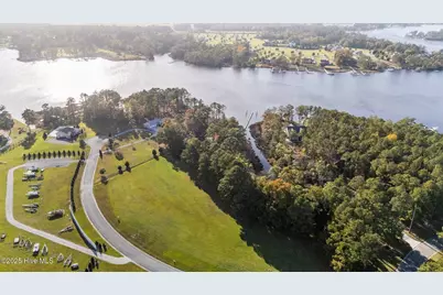 572 Dawson Creek Boulevard, Oriental, NC 28571 - Photo 4