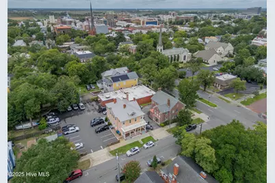 8 S 7th Street, Wilmington, NC 28401 - Photo 32