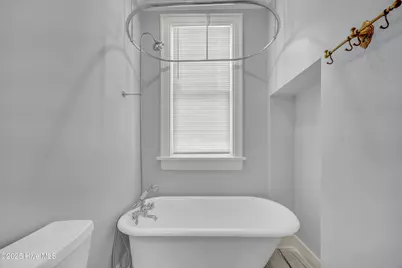 8 S 7th Street, Wilmington, NC 28401 - Photo 24