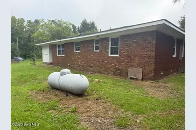 190 Lealer Lyons Drive, Whiteville, NC 28472 - Photo 4