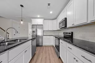 635 Abigail Taylor Dr, Greenville, NC 27834 - Photo 10