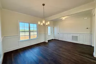 7515 Sweetwater Dr, Nashville, NC 27856 - Photo 2