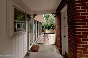 2803 Carey Rd, Kinston, NC 28504 - Photo 12