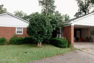 2803 Carey Rd, Kinston, NC 28504 - Photo 6