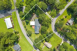 518 Edgewood Cir, Whiteville, NC 28472 - Photo 1
