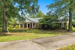 518 Edgewood Cir, Whiteville, NC 28472 - Photo 4