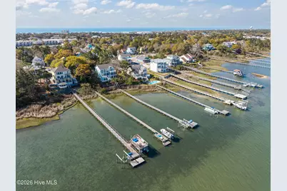 8722 Emerald Plantation Road, Emerald Isle, NC 28594 - Photo 10