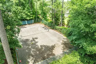 611 Queen Annes Rd, Greenville, NC 27858 - Photo 40