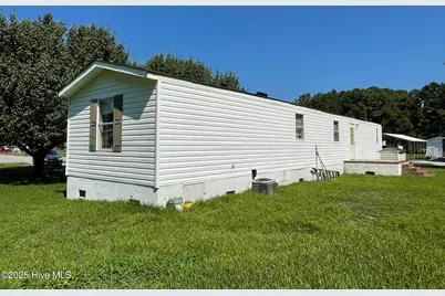 108 Conch Court, Gloucester, NC 28528 - Photo 4