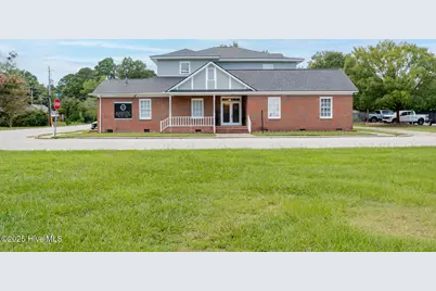 116 S Pine Street, Elizabethtown, NC 28337 - Photo 1