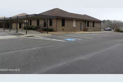 2400 Wayne Memorial Drive #Suite G, Goldsboro, NC 27534 - Photo 2