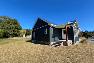 153 Hillside St, Clarkton, NC 28433 - Photo 4