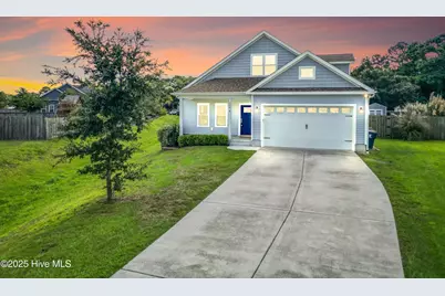 108 S Lamplighters Walk, Hampstead, NC 28443 - Photo 4