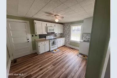 107 S McCaskey Road, Williamston, NC 27892 - Photo 10