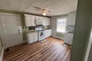 107 S McCaskey Rd, Williamston, NC 27892 - Photo 10