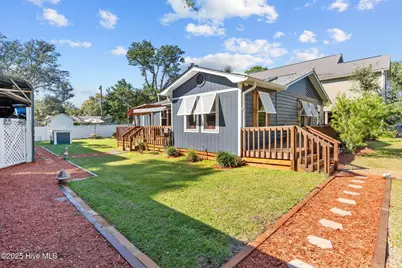 211 NE 55th Street, Oak Island, NC 28465 - Photo 34