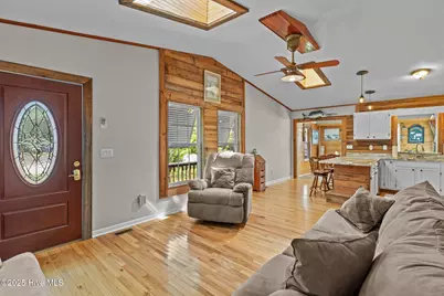 211 NE 55th Street, Oak Island, NC 28465 - Photo 4