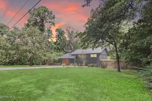 627 Jennings Dr, Wilmington, NC 28403 - Photo 2