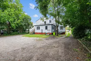 215 Pollock St, New Bern, NC 28560 - Photo 60