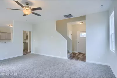 719 Jasmine Lane, Jacksonville, NC 28546 - Photo 8