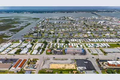 413 W Fort Macon Road, Atlantic Beach, NC 28512 - Photo 22