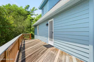 127 Sandcastle Dr, Emerald Isle, NC 28594 - Photo 4