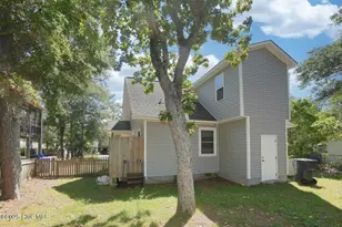 109 SE 79th St, Oak Island, NC 28465 - Photo 22