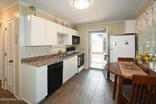 109 SE 79th St, Oak Island, NC 28465 - Photo 10
