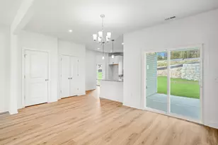544 Burgundy Dr, Southern Pines, NC 28387 - Photo 10