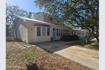 137 NW 9th Street, Oak Island, NC 28465 - Photo 2